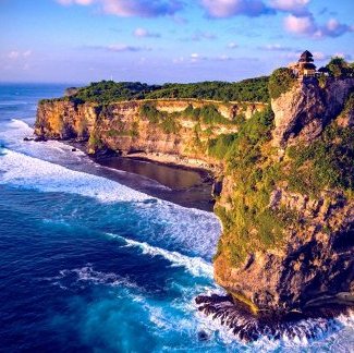 Chrám Uluwatu, tanec Kečak